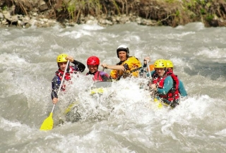  Rafting en grupo